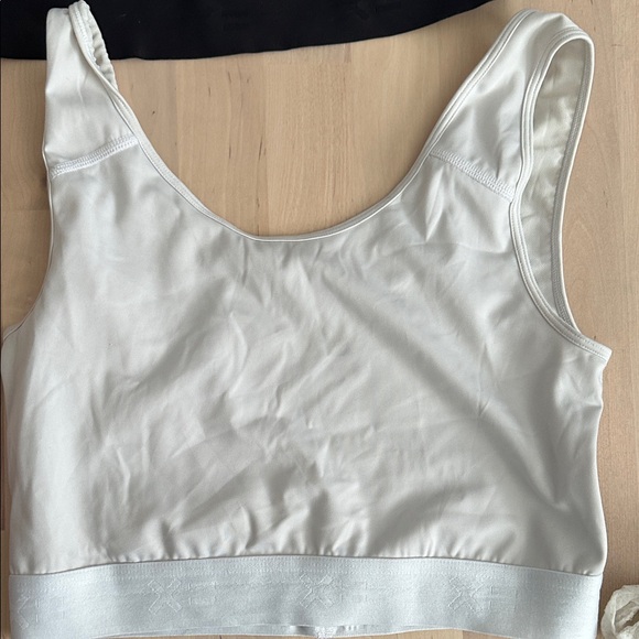 TomboyX - 3 Binders/Sports Bras Beige, White, Black. Used condition. - Picture 4 of 7